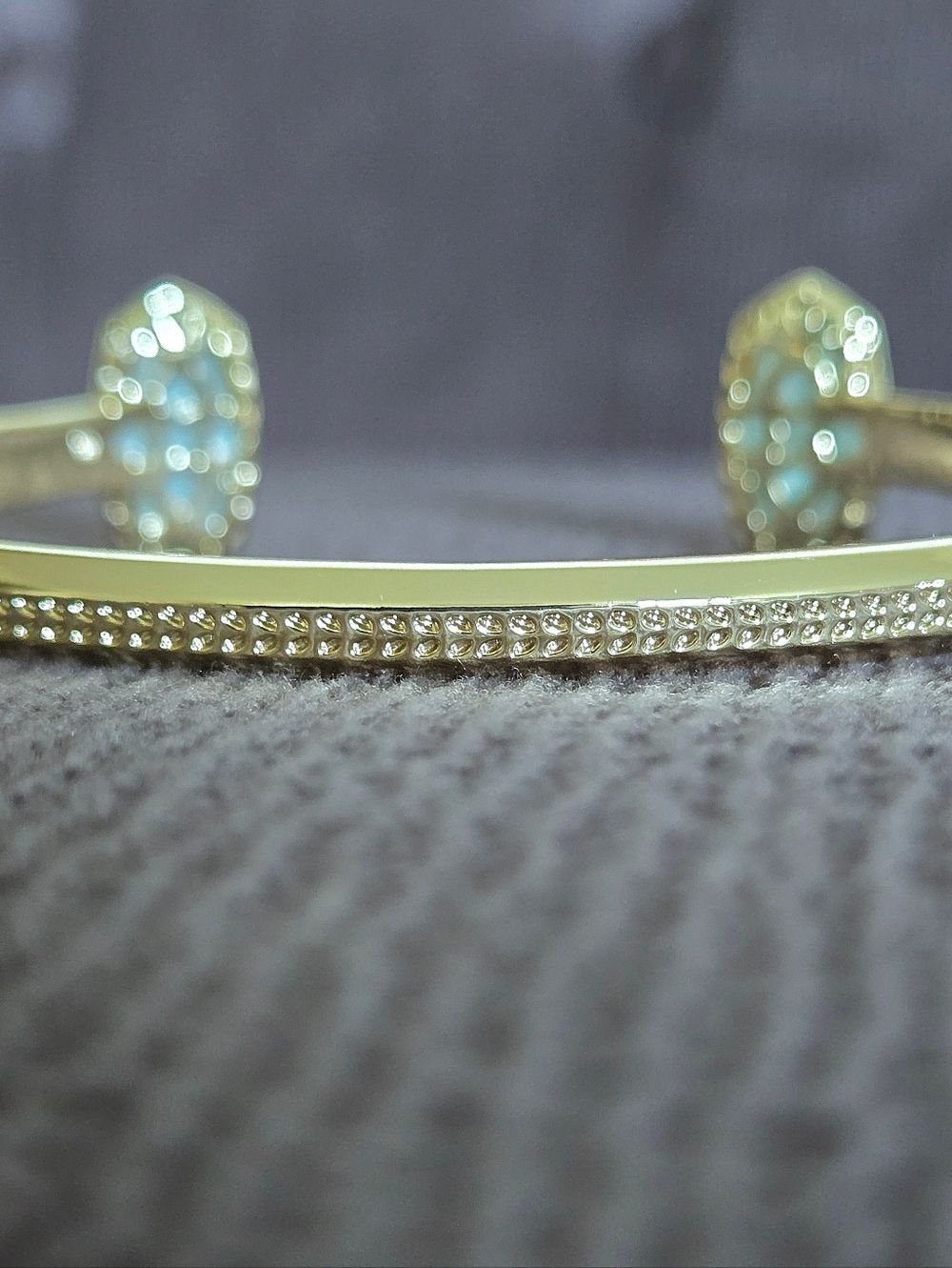 Kendra Scott Gold💛 "Elton" Cuff Bracelet with Amazonite Stones - NWT - Picture 5 of 16